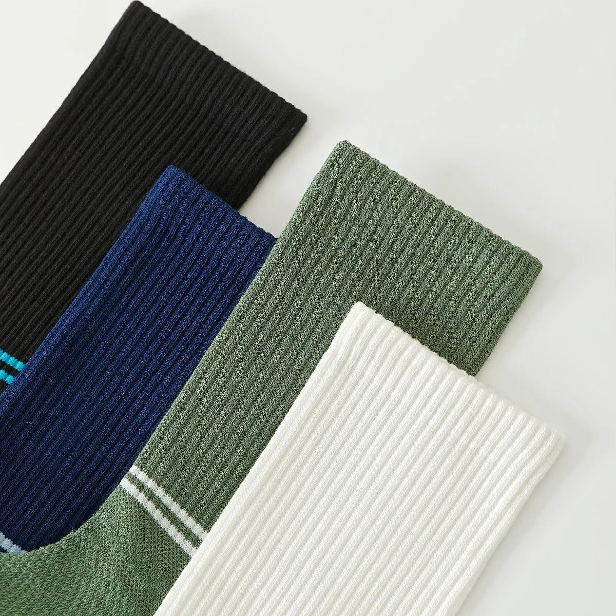 Striped lightweight sports trend men's short socks